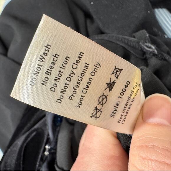 Weissman Costumes Adult Small Sequined Black Velvet Shorts Leotard Sheer Sleeve - Picture 4 of 10